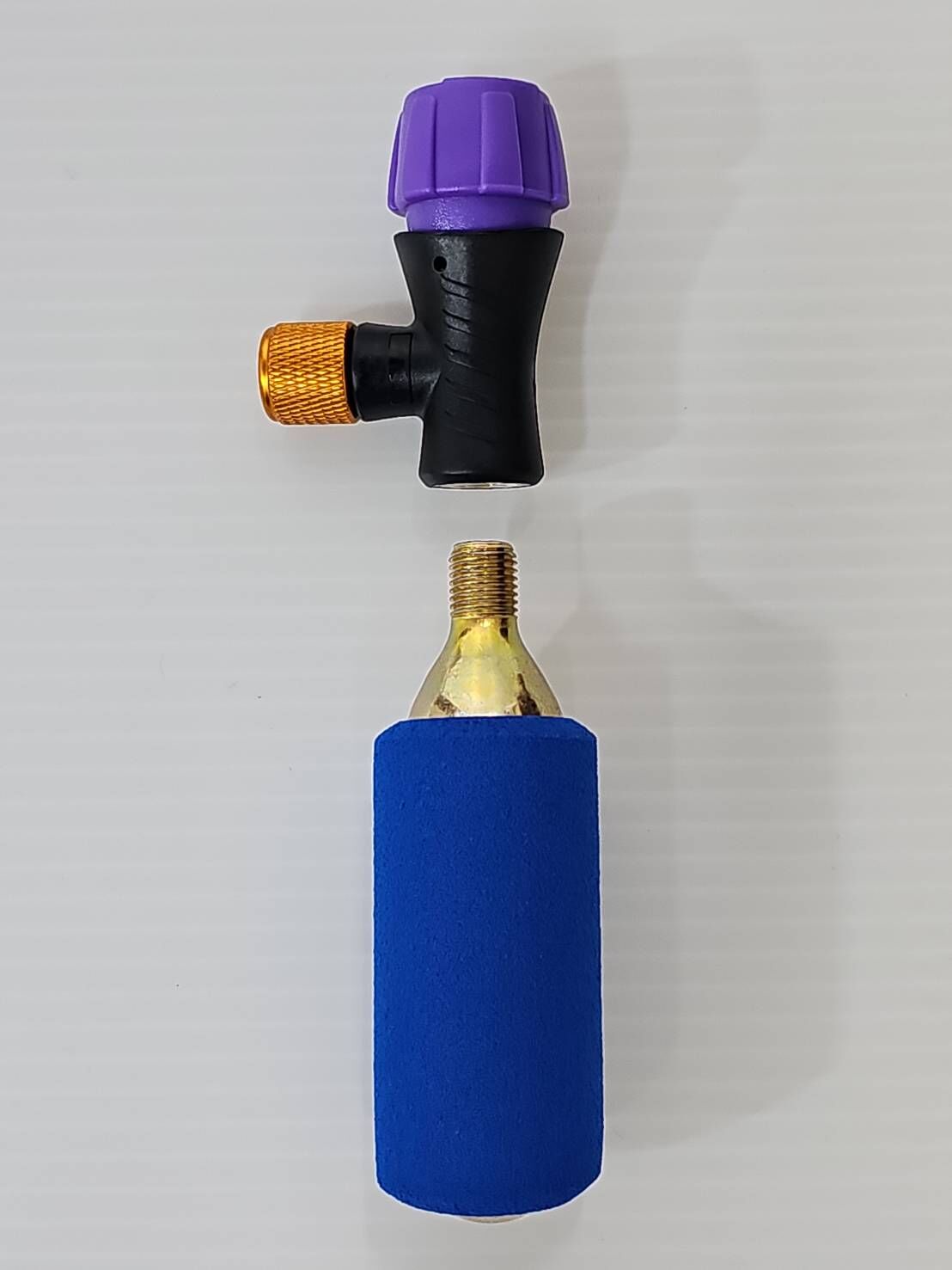 CO2充氣組 CO2氣瓶組 CO2鋼瓶組 美嘴法嘴共用充氣頭 鋁合金氣嘴頭 MOSA 16g有牙氣瓶 CO2充氣頭 防凍套