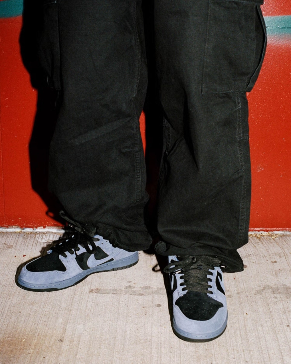 <台灣現貨>Supreme x Nike SB 2025 限定 聯名 滑板鞋 白色 黑色 藍色 休閒鞋 HQ8487100/HQ8487001/HQ8487400