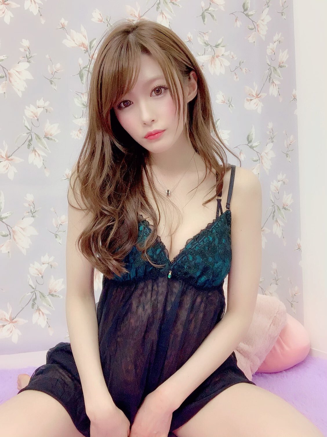 相澤南 - 性感內衣