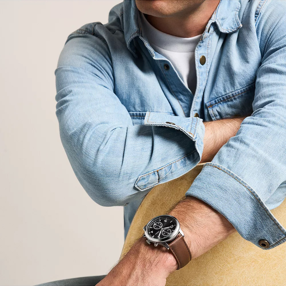 Bennett 黑面多功能棕色皮革手錶 棕色真皮錶帶 45 MM BQM7091