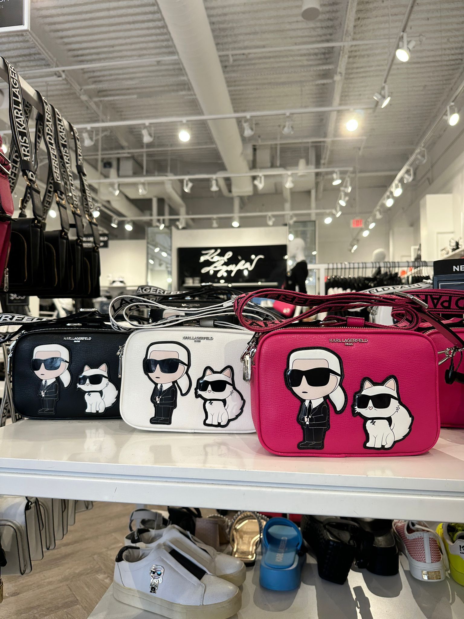 【預購】Karl Lagerfeld Paris H090553 相機包