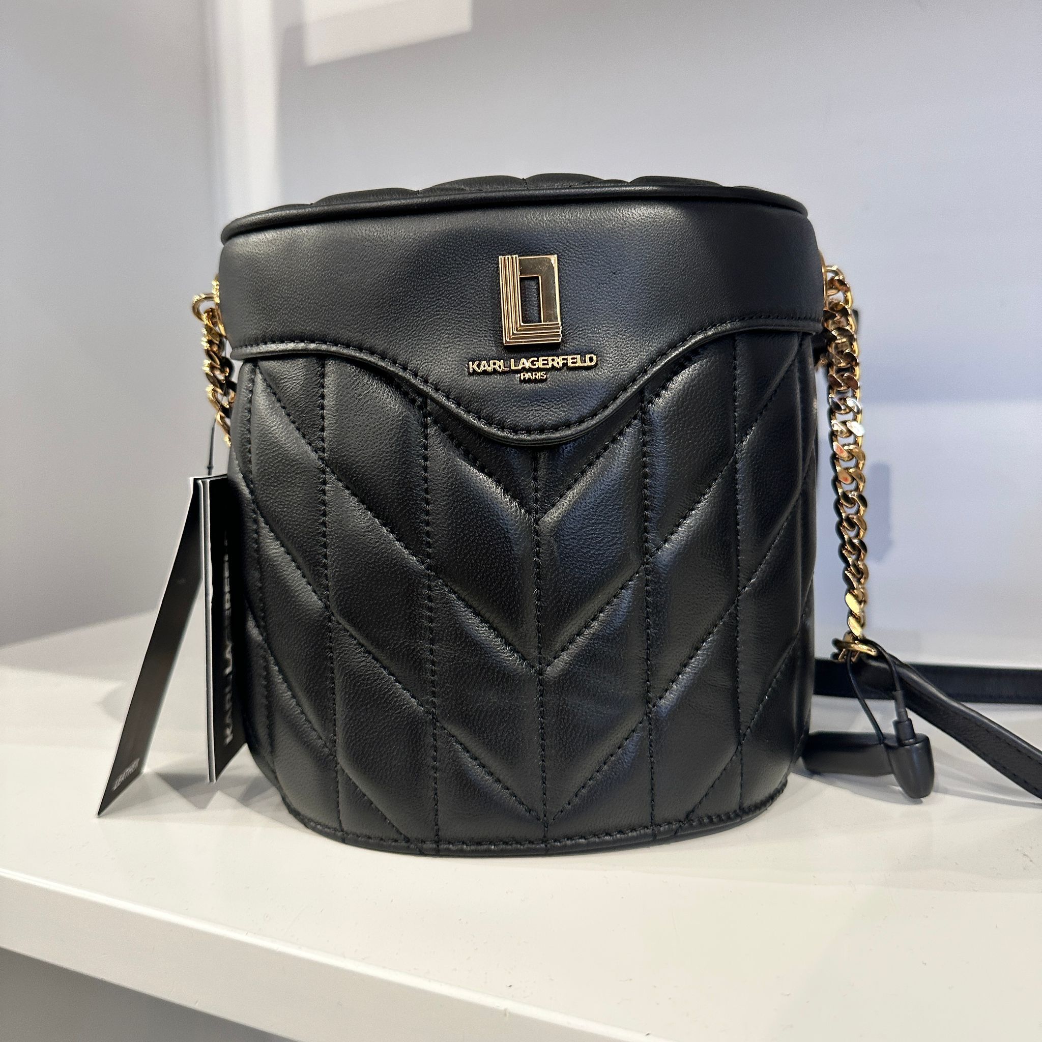 【預購】Karl Lagerfeld Paris H090567 斜咩袋