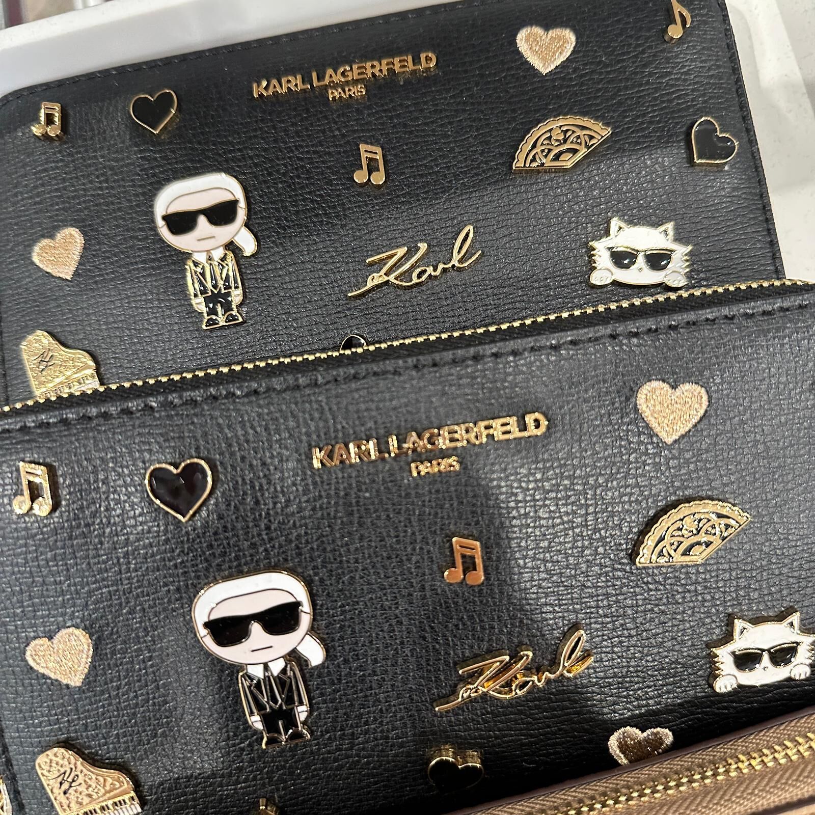 【預購】Karl Lagerfeld Paris H090571 拉鏈長款銀包