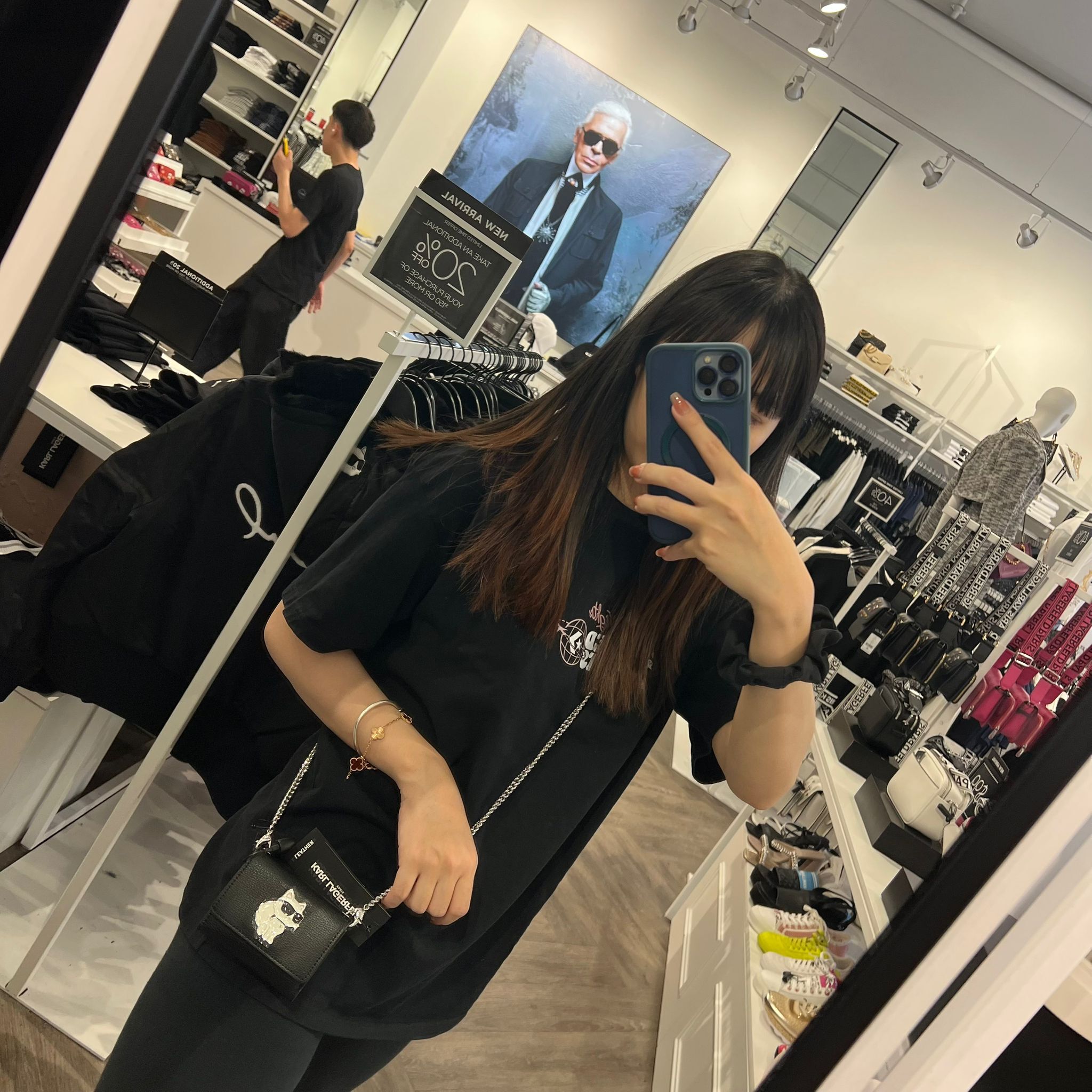 【預購】Karl Lagerfeld Paris H090574 鏈條可斜咩銀包