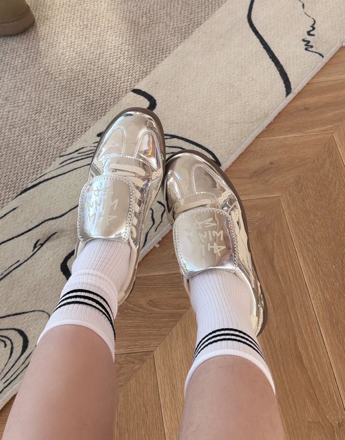 Killwinner 鏡面銀德訓鞋 銀色 Y2K 復古翻蓋 焦糖底 蕾絲 芭蕾風 復古 德訓鞋 女款/預購