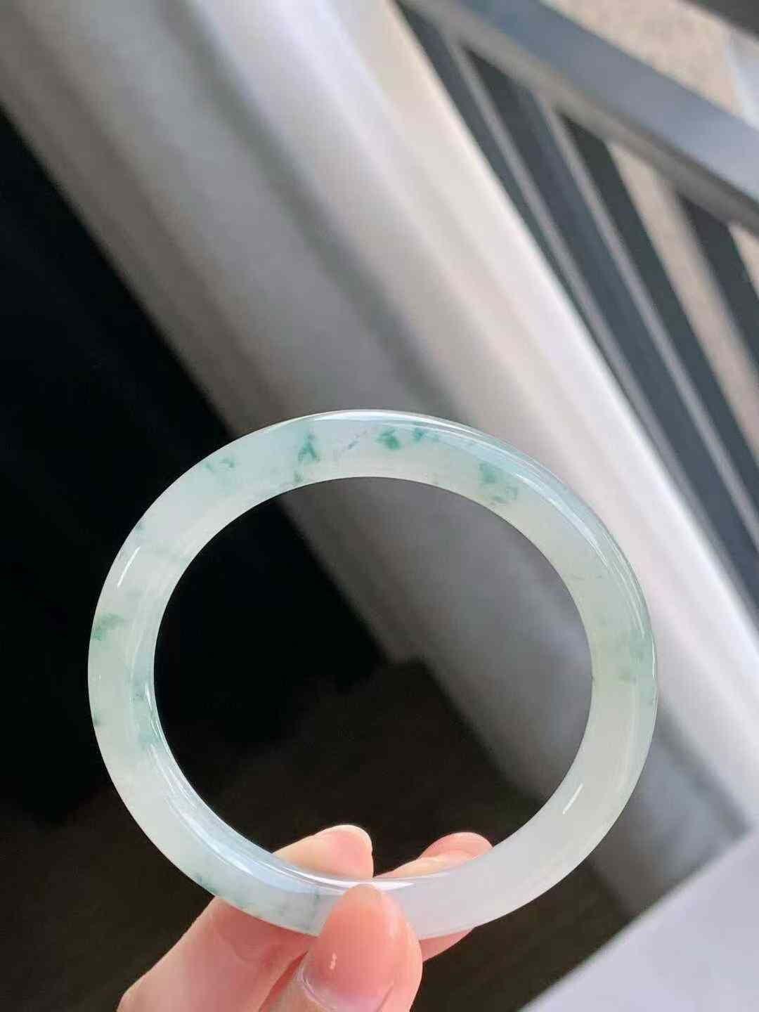 冰飄花圓條翡翠手鐲,天然翡翠A玉, 緬甸玉, Jade, Jadeite