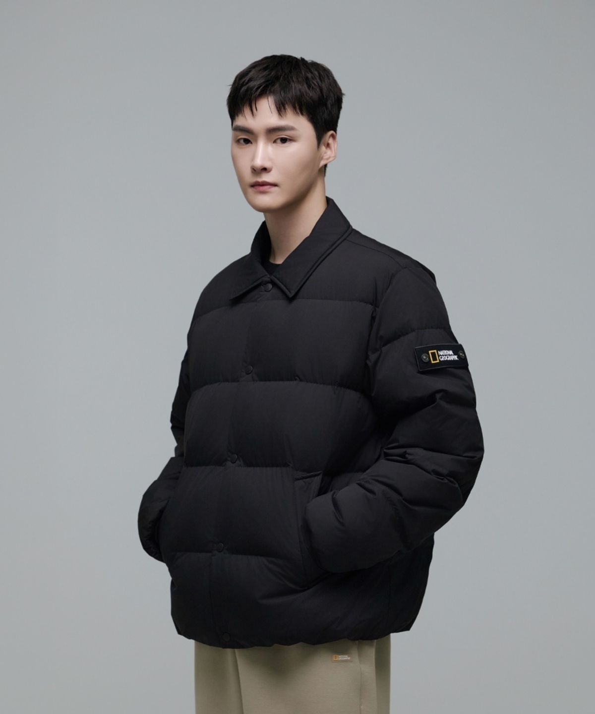 【預購】AKR090601 National Geographic 男裝KARA翻領羽絨外套 (N244MDW050)