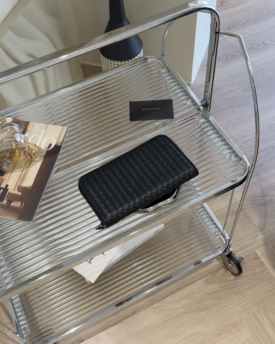 BV｜羊皮編織拉鍊長夾 黑色