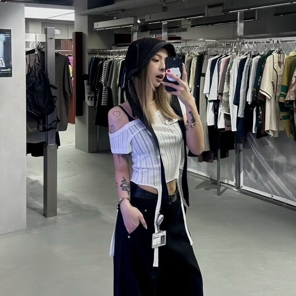 SIMON MADE GC-2511 慕斯蛋糕 斜肩 吊帶 坑條 短T