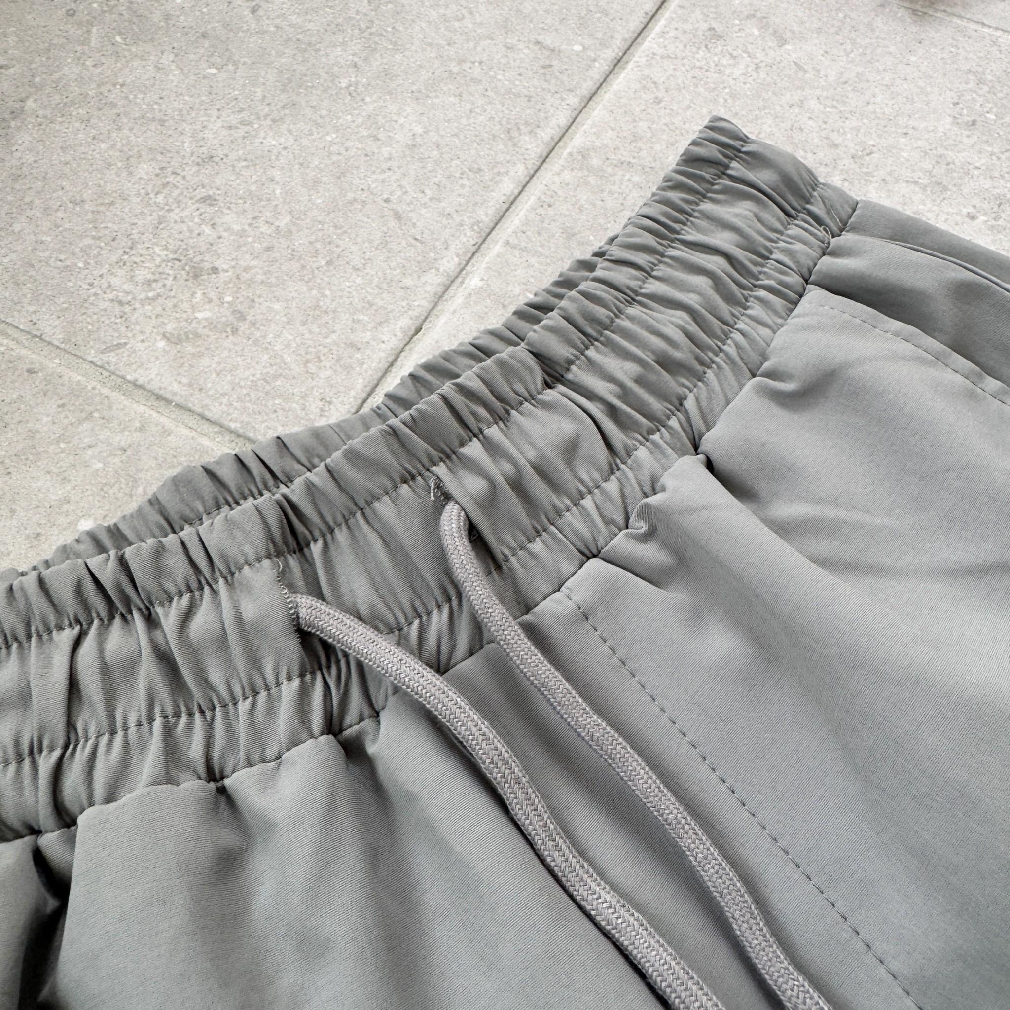 立體車線剪裁防風褲 1750 【售完不補】