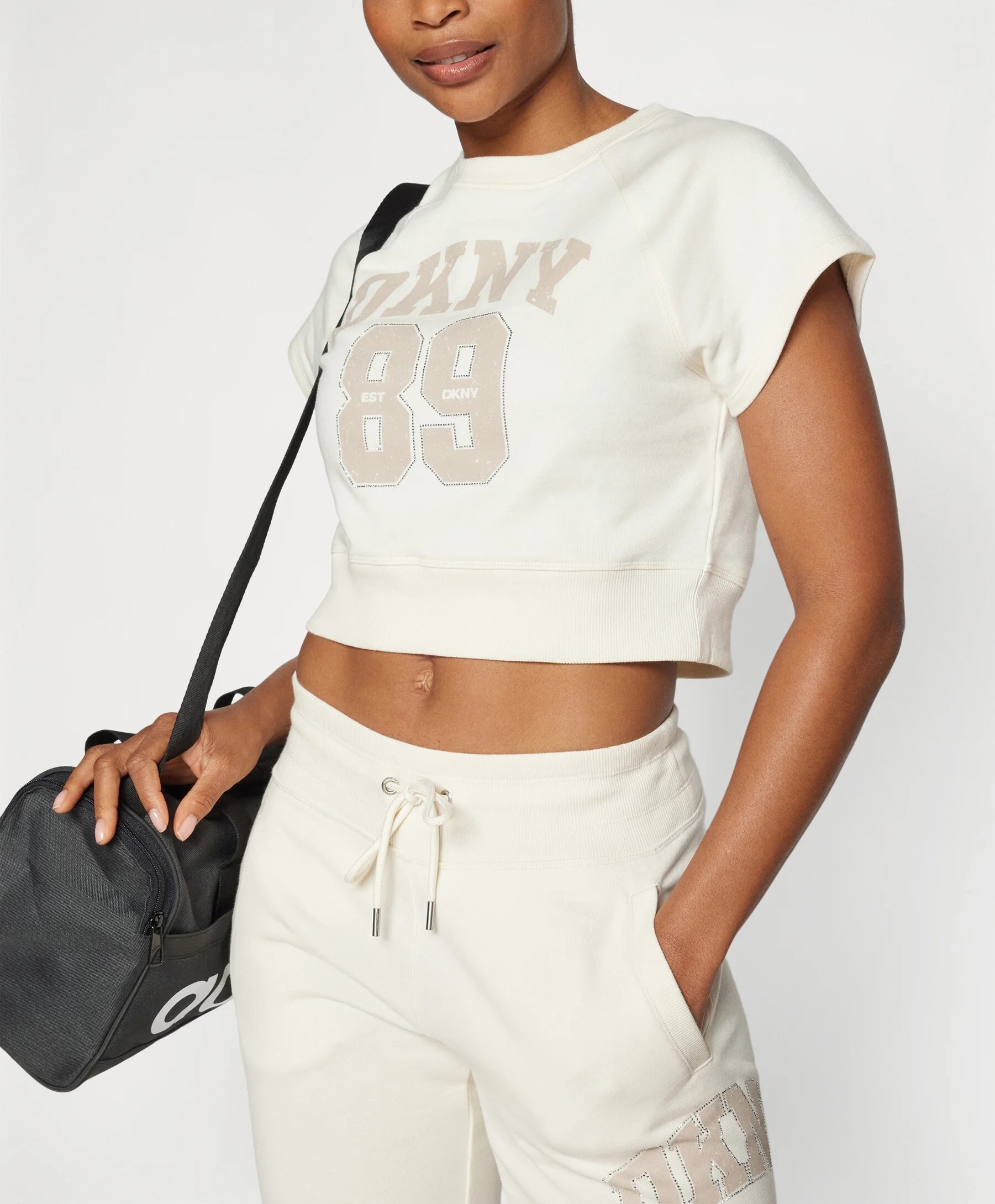 [S] DKNY BEIGE DP5T1196 ARCHED DISTRESSED RHINESTONE LOGO CROPPED PULLOVER, 732465916441 (SD1386)