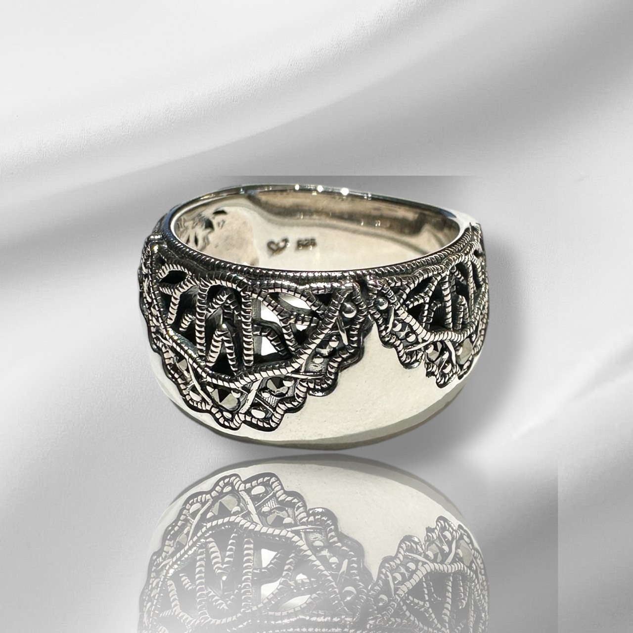 簡約銀飾蕾絲戒指（OP2197）