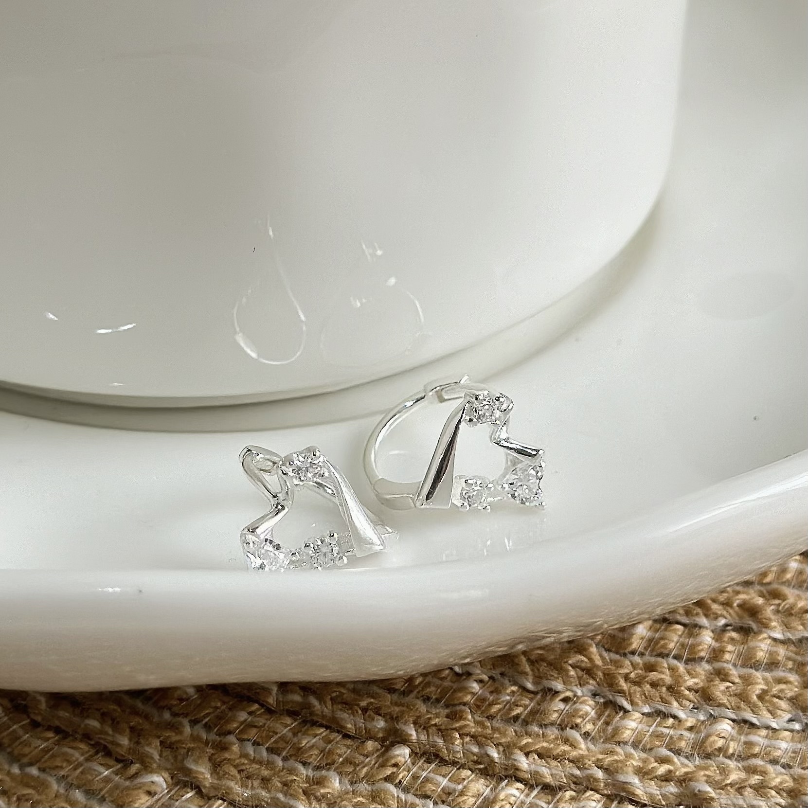 Y114排鑽鏤空愛心中圈純銀易扣