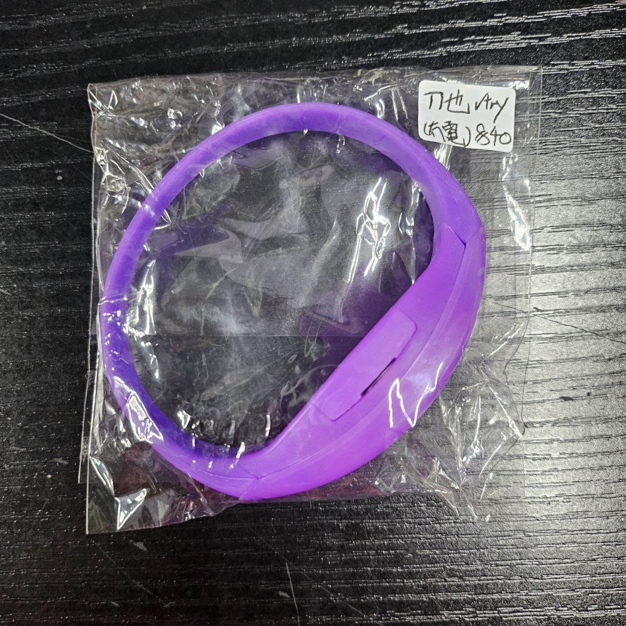 彩虹社 刀也 發光手帶 已試(無電) #302