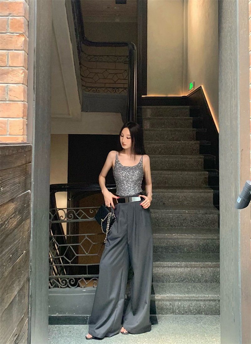 PARTY GIRL亮片U領背心