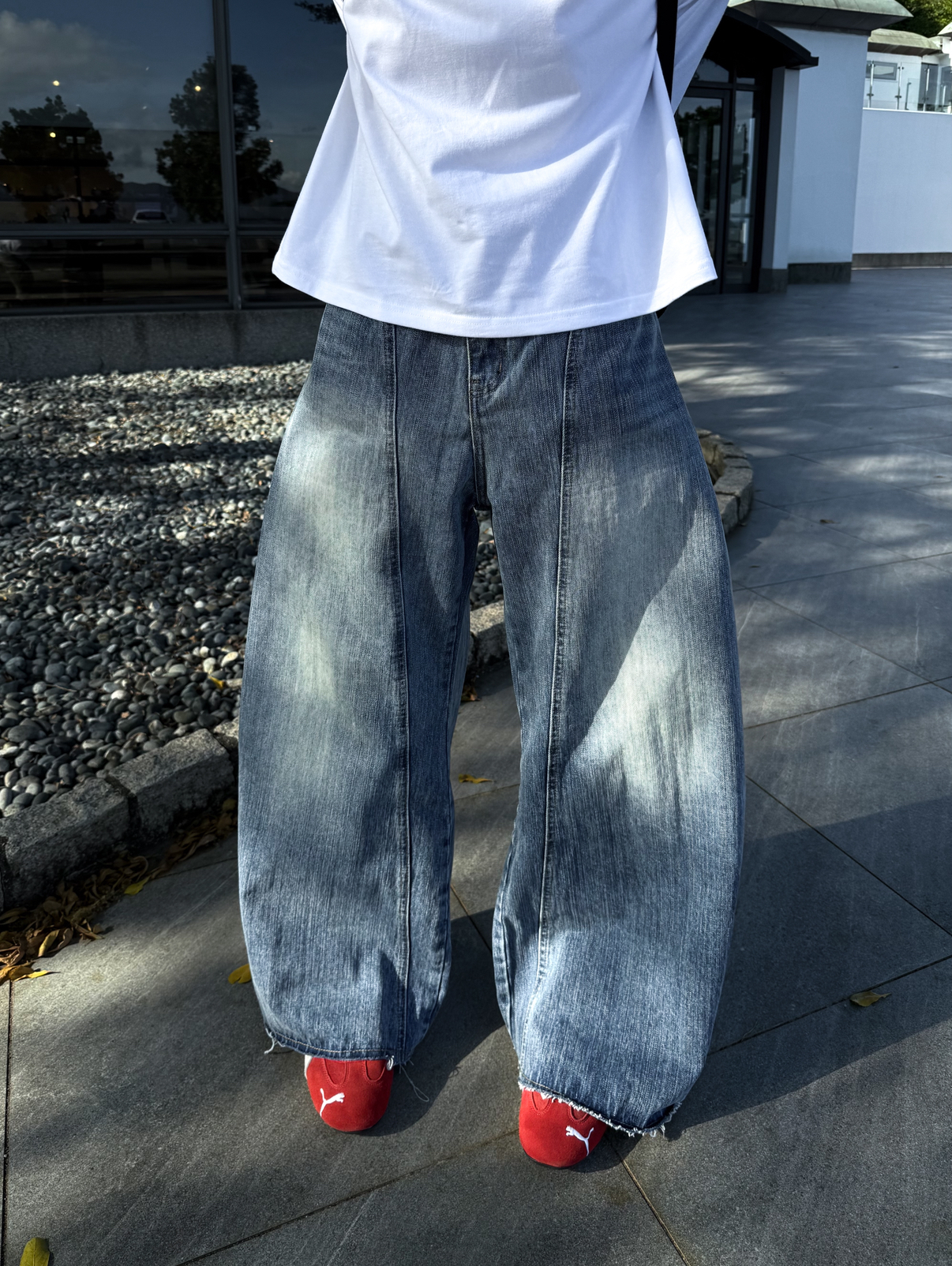 (現貨) 韓系高品質刷白彎刀褲 不收邊 老闆大推!