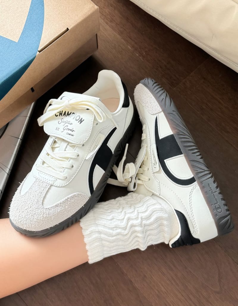 CHAMPION T-TRAINER 學院風 翻蓋鞋舌 德訓鞋