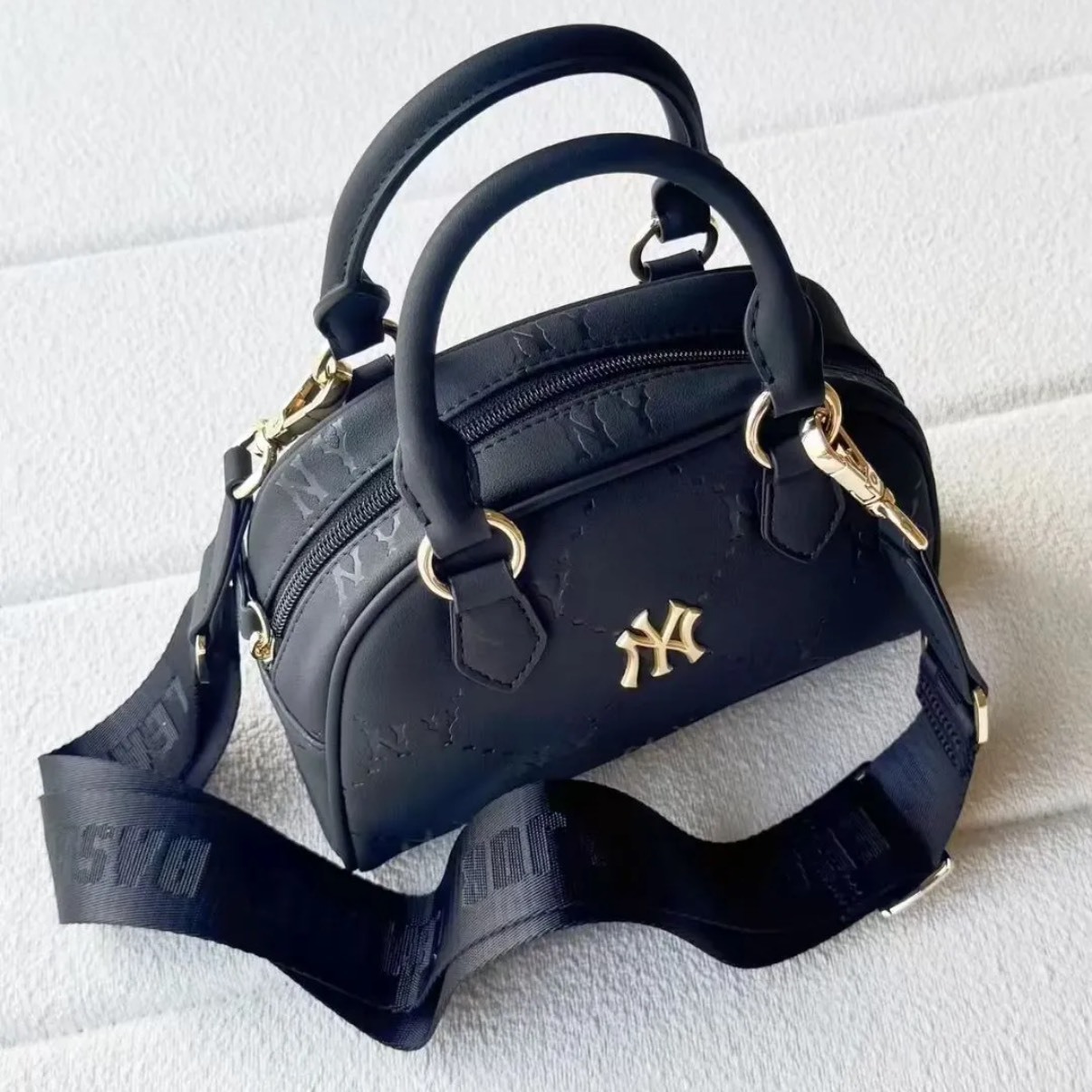 MLB 波士頓紅襪隊 25FW 貝殼包 棕色 黑色