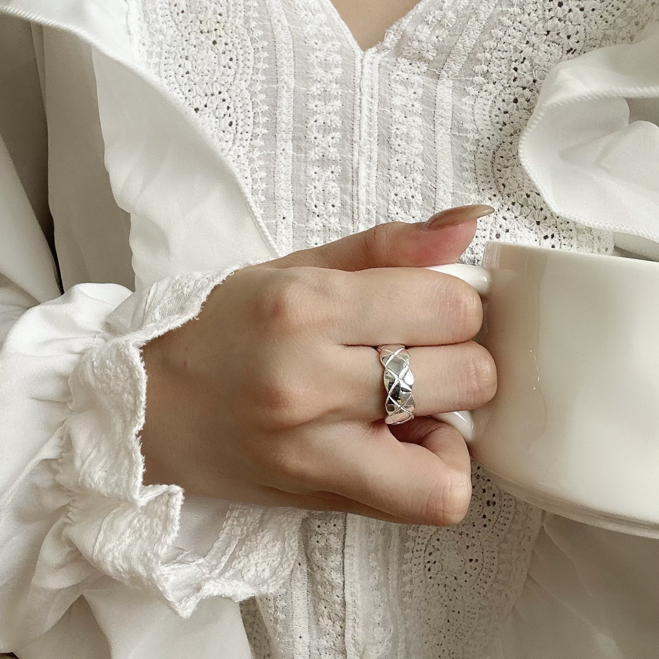 寬版菱格紋純銀戒指