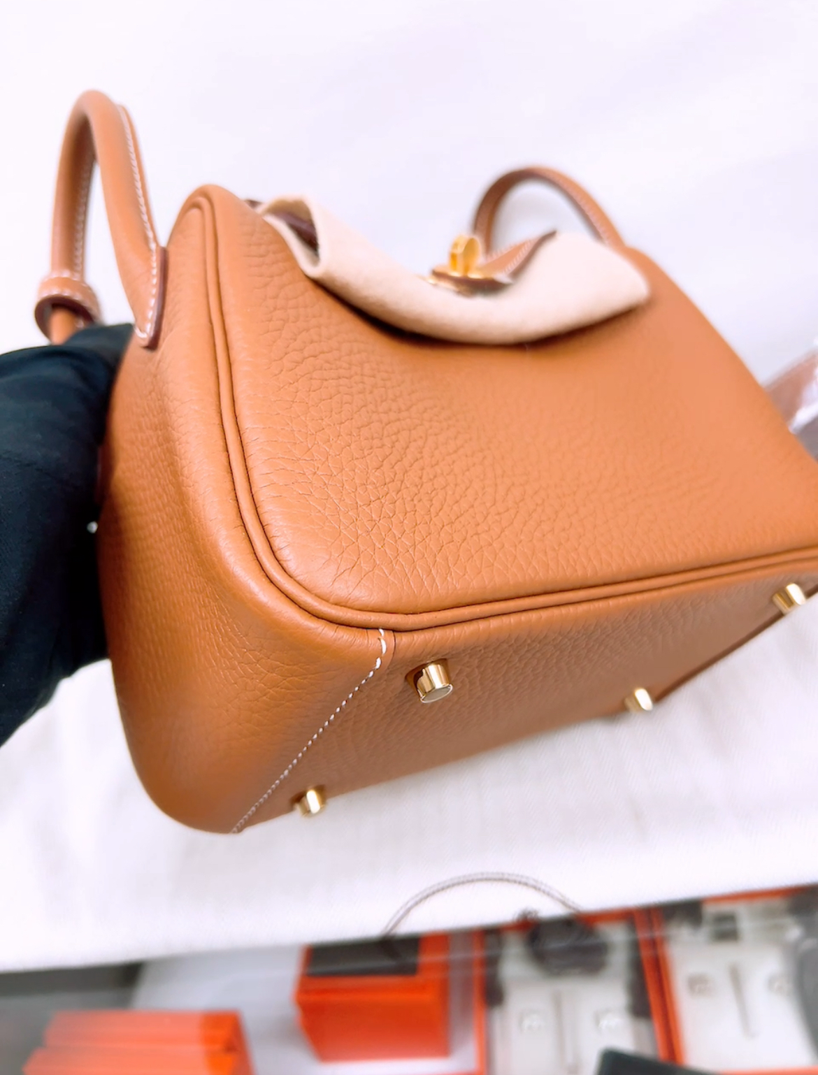 *Brand New* Hermes mini lindy (gold GHW/ stamp K)
