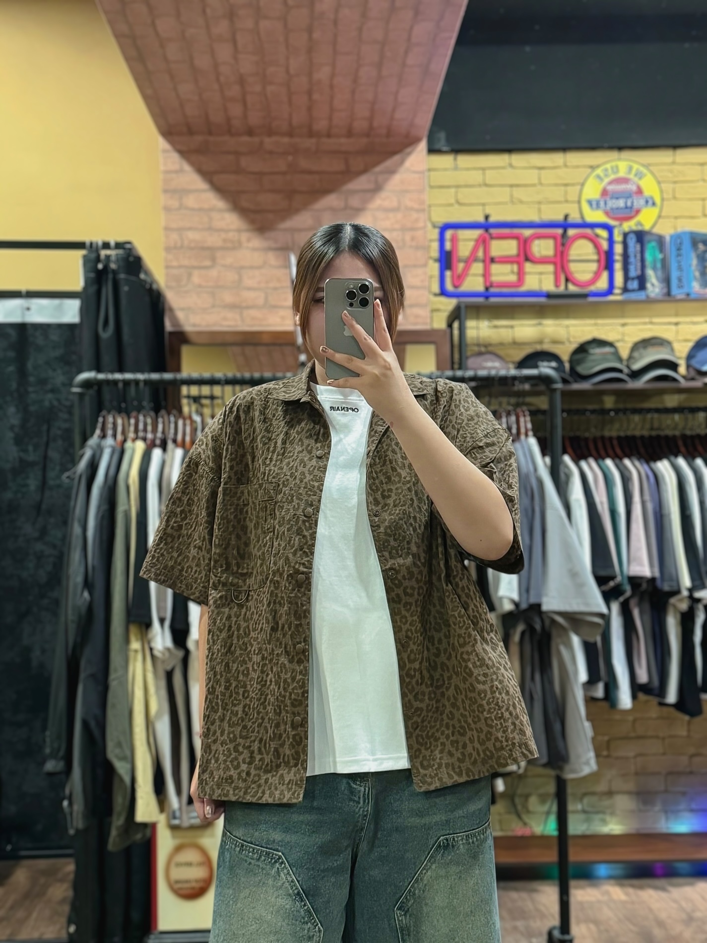 莽原豹紋尼龍襯衫