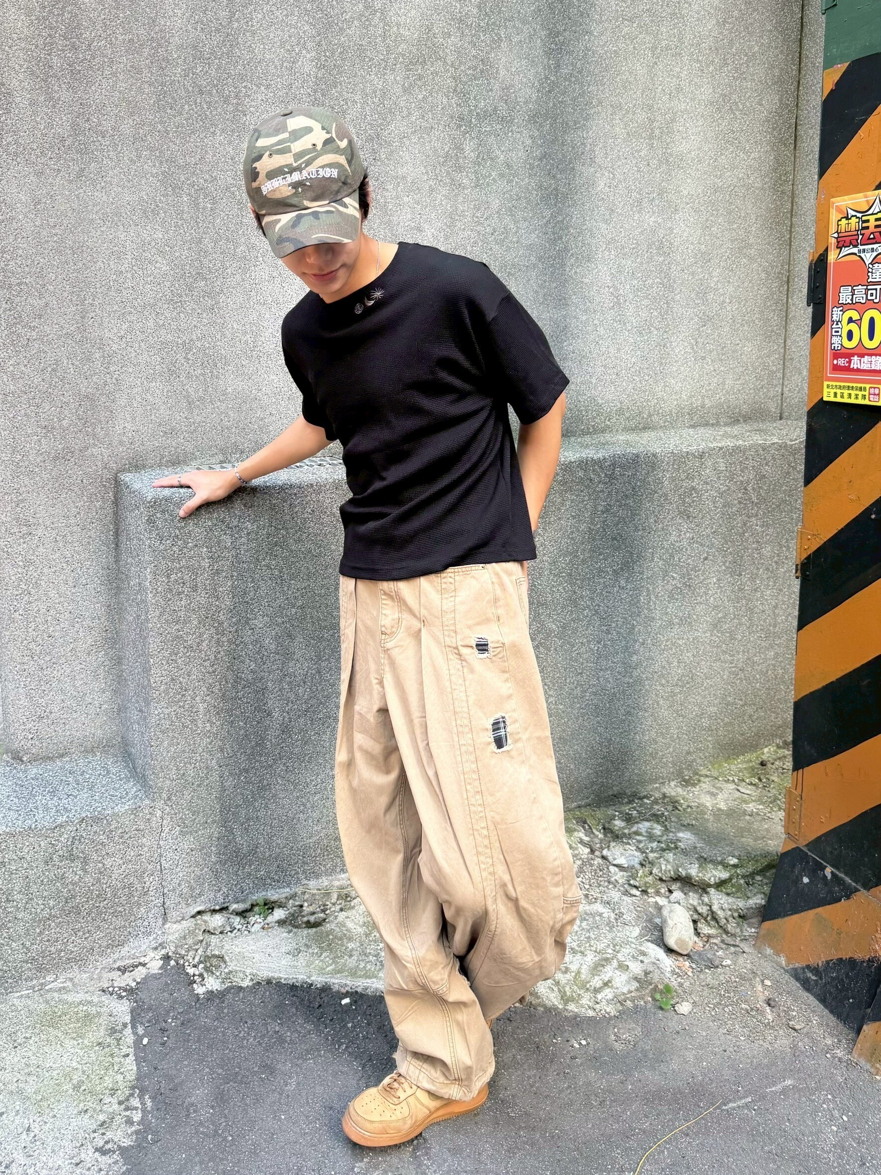 短款華夫格刺繡短T