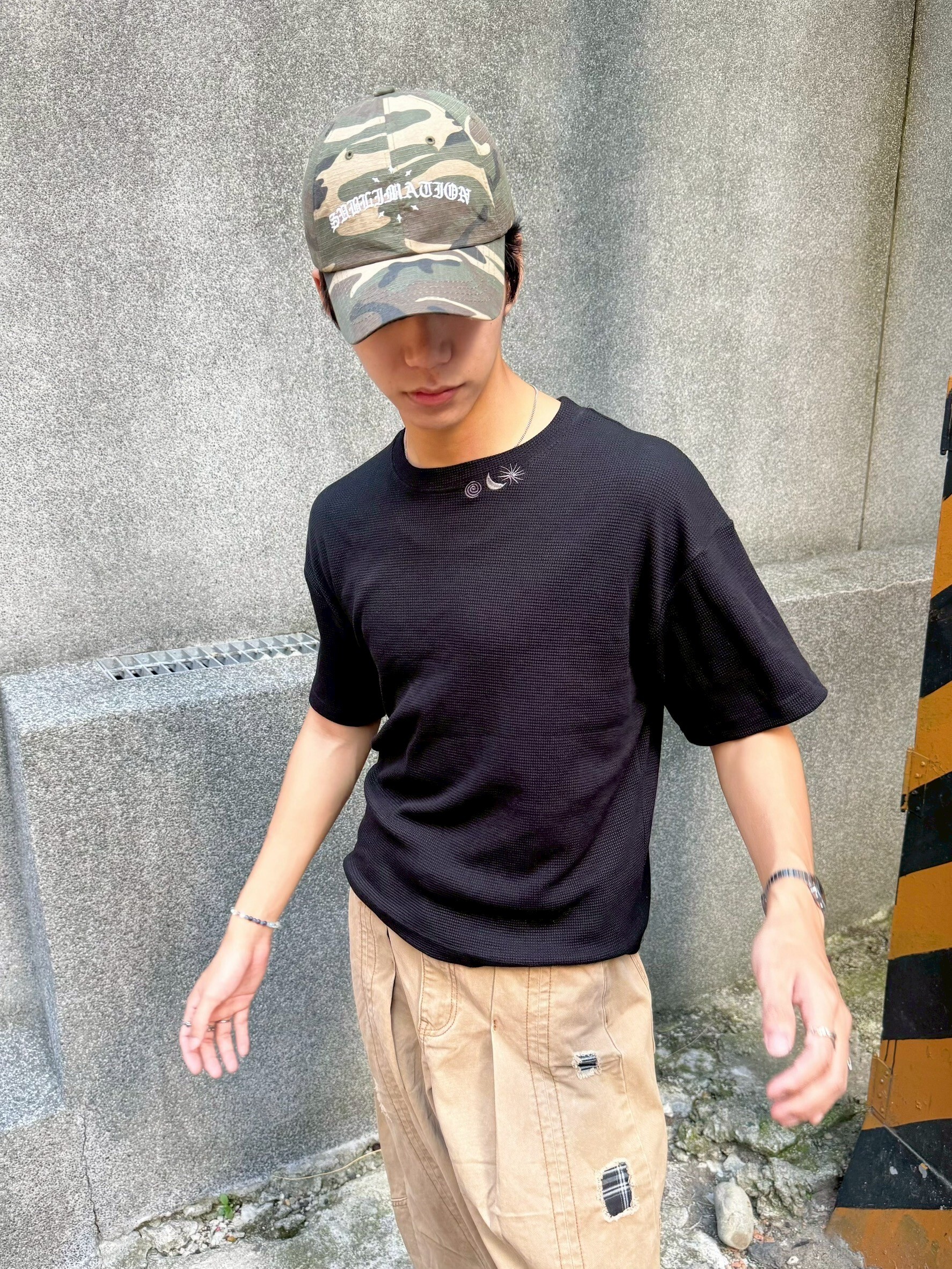 短款華夫格刺繡短T