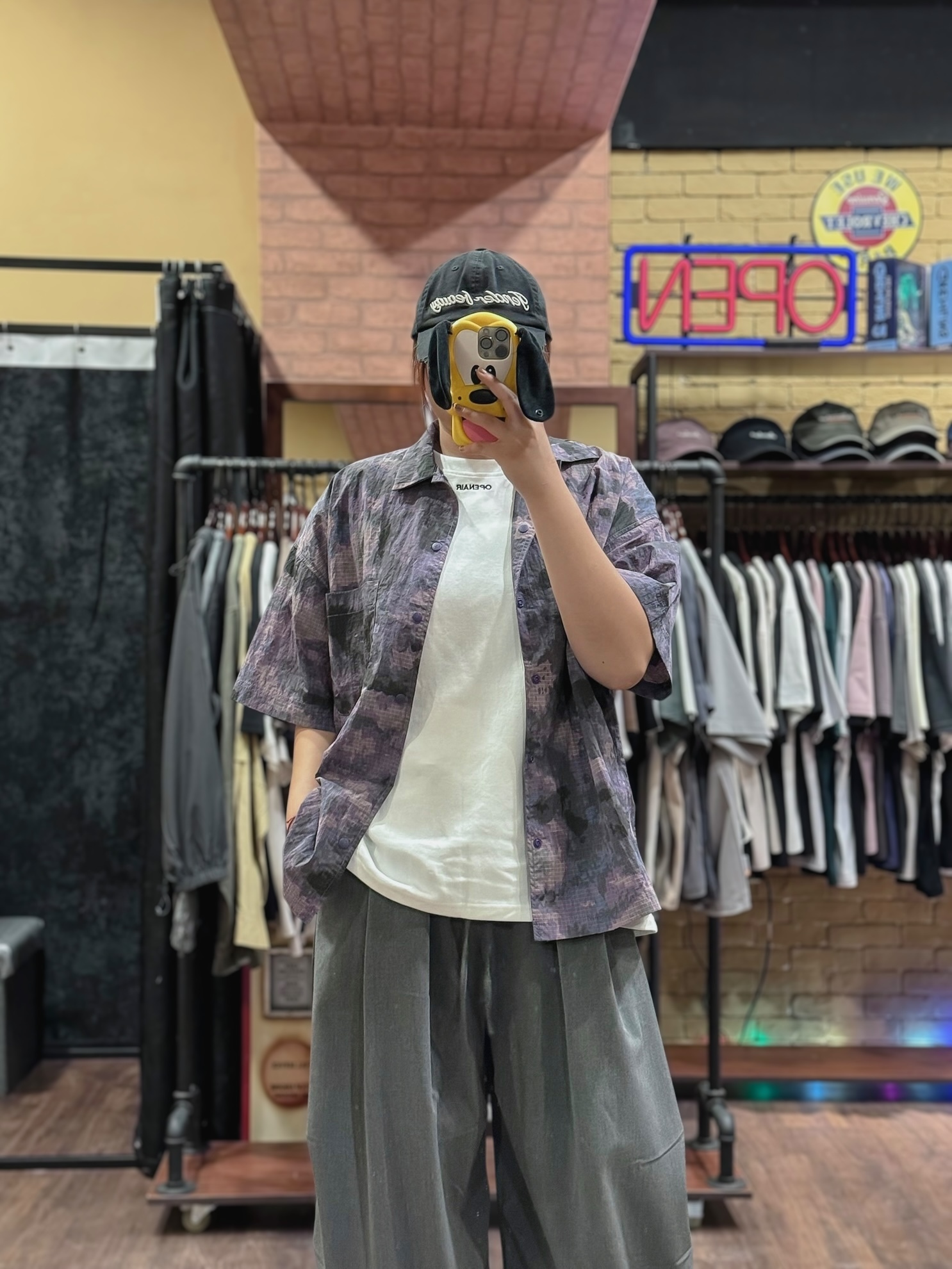 星雲漂流尼龍襯衫