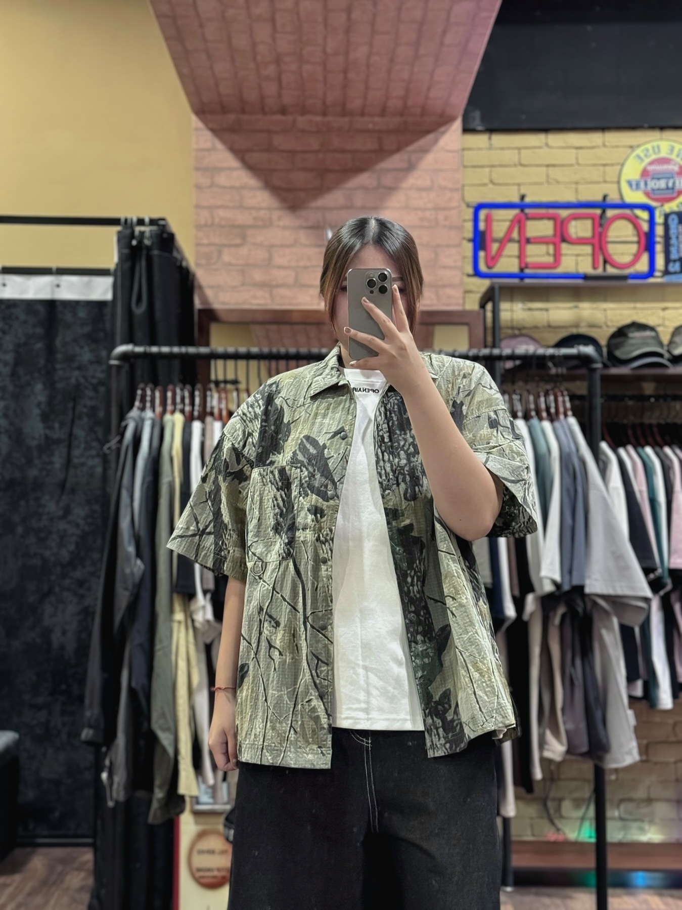 叢林紋理尼龍襯衫