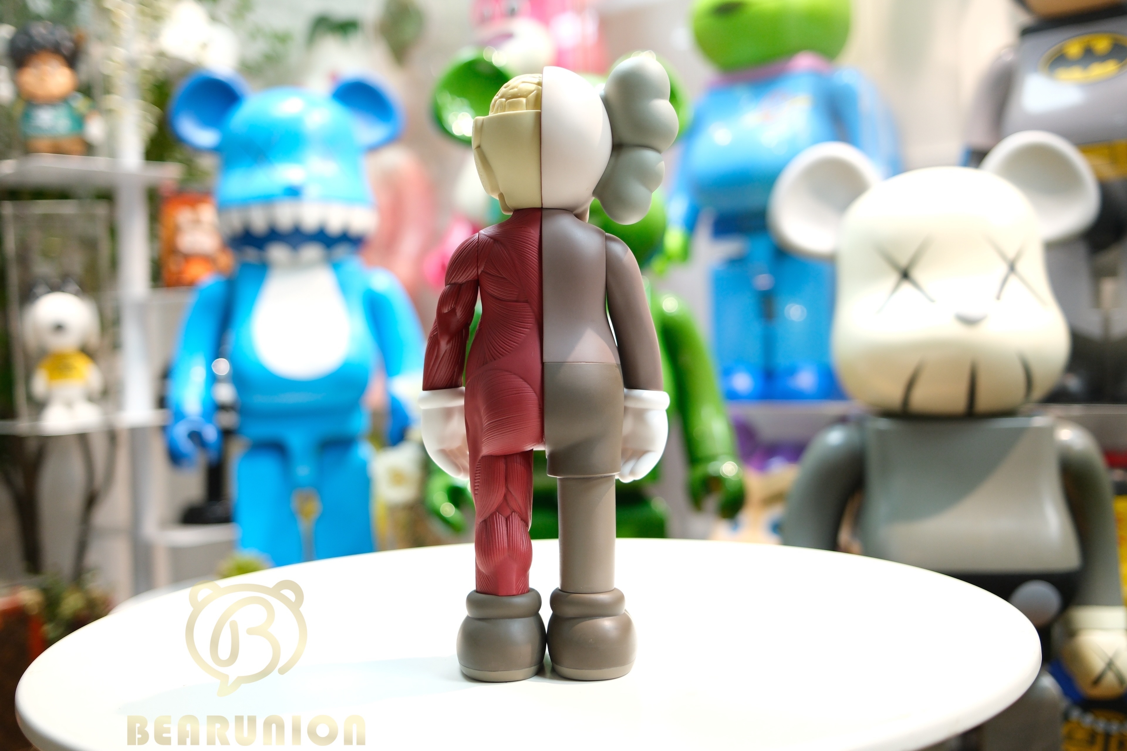 🥇現貨🥇⭐️Used⭐️ KAWS Companion Flayed Open EditionVinyl Figure Brown