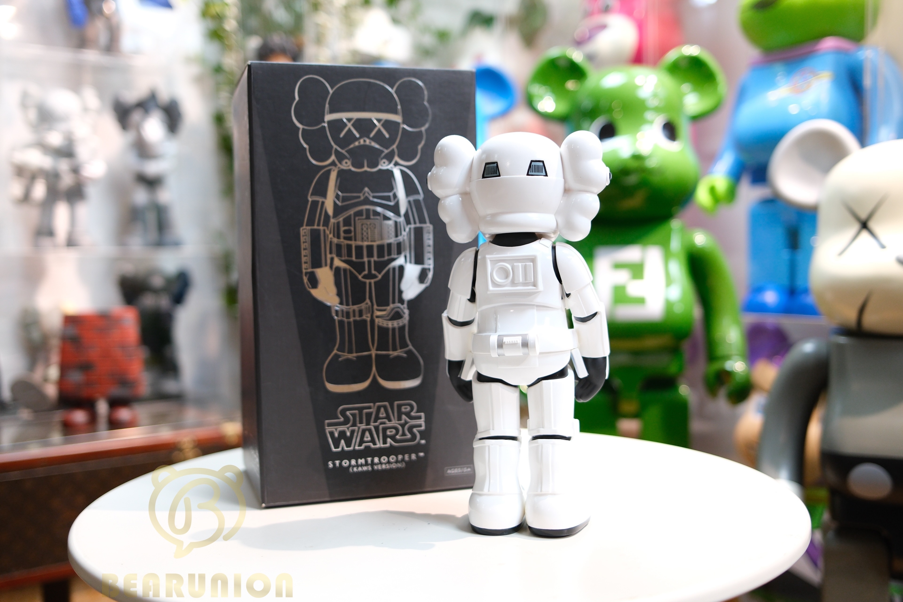 🥇現貨🥇⭐️Used⭐️ KAWS Star Wars Storm Trooper Companion Vinyl