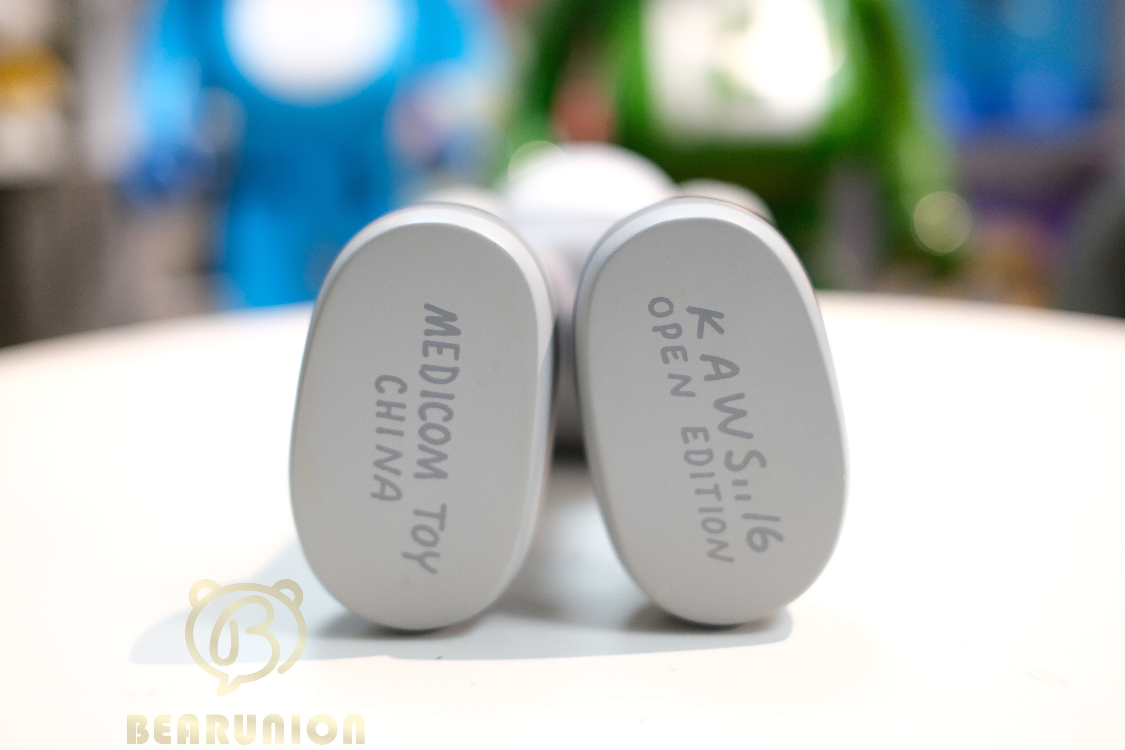 🥇現貨🥇⭐️Used⭐️ KAWS Companion Open Edition Vinyl Figure Grey