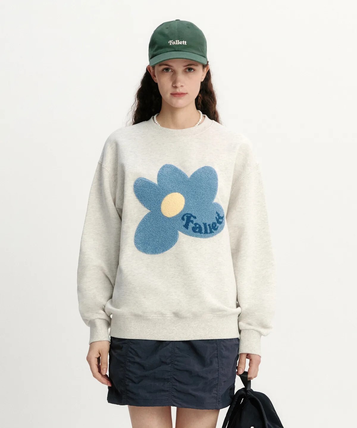 fallett - buckle flower sweatshirt (oatmeal)