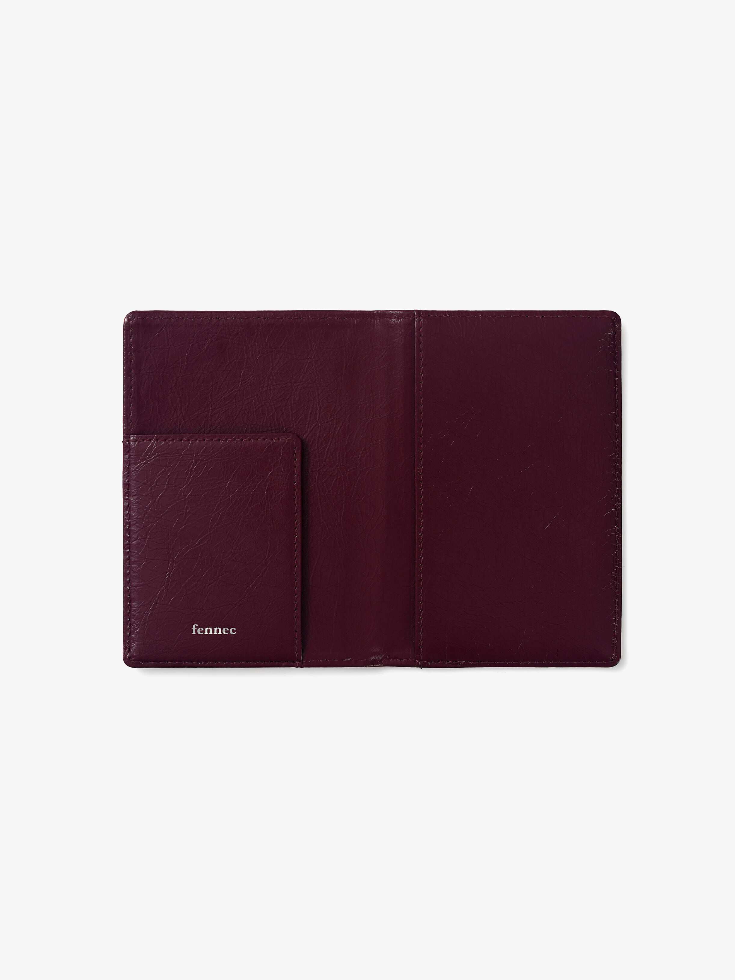 fennec - CRINKLE PASSPORT CASE (DEEP CHERRY)