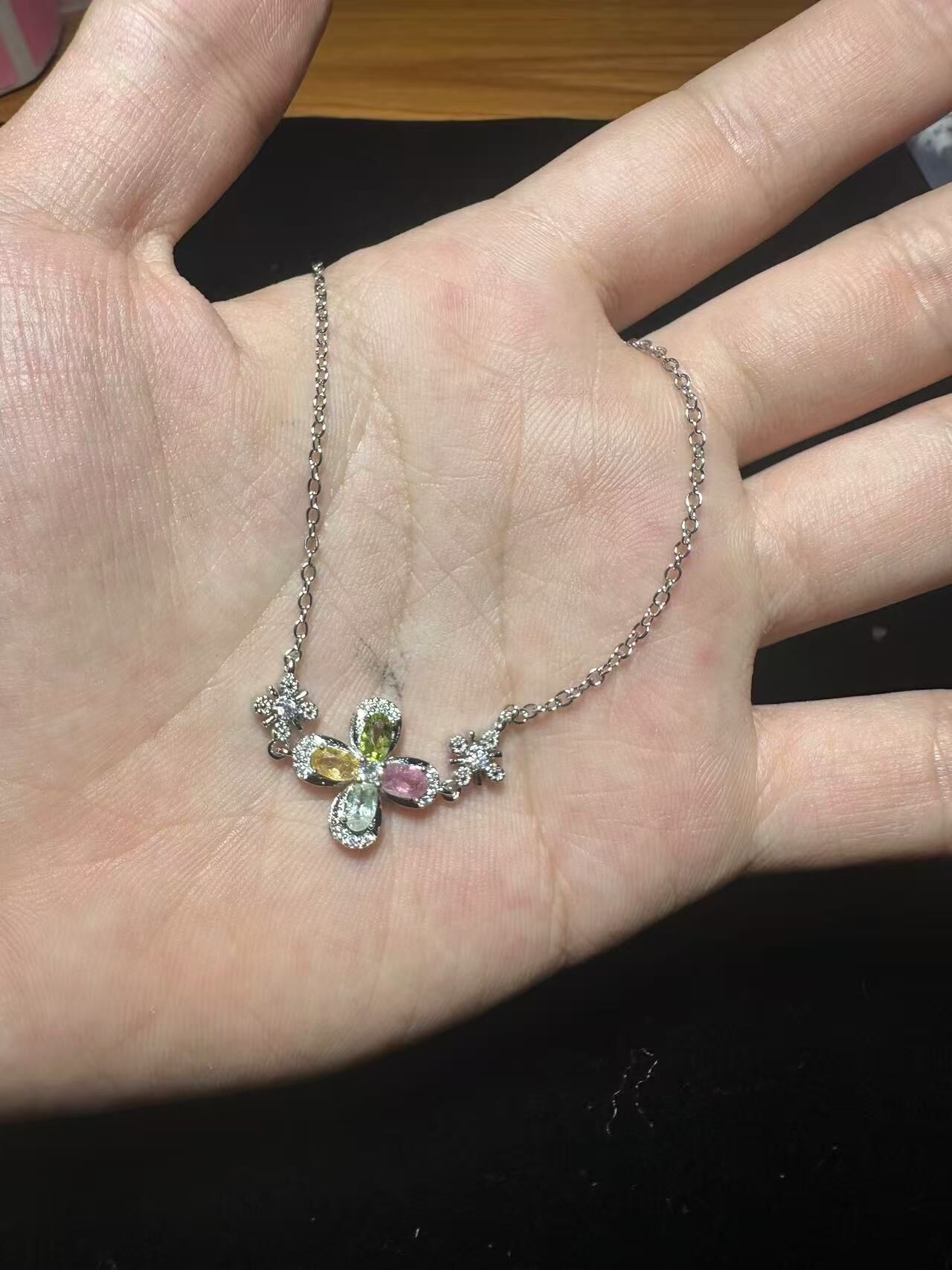 260409 -  F86 彩碧璽十字花款半銀手鏈