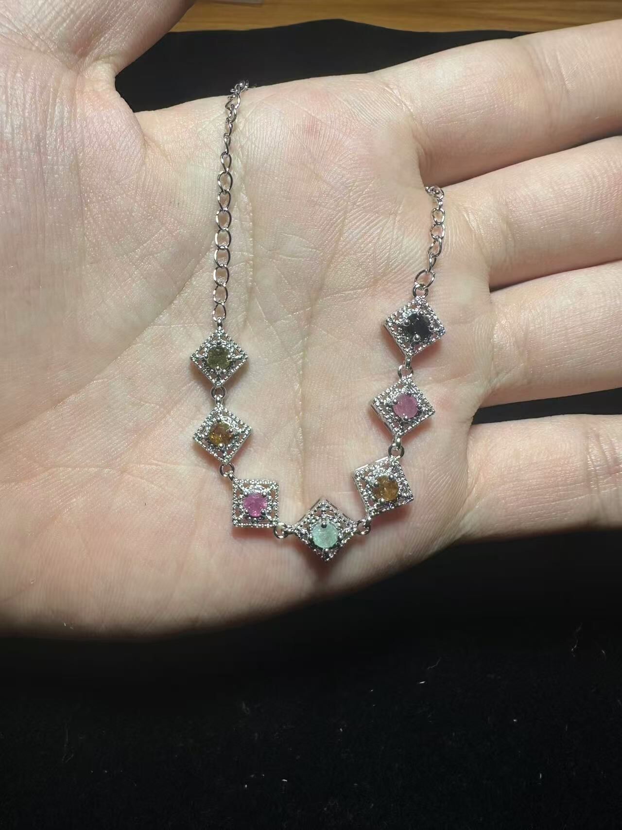 260409 - F97 彩碧璽公主方款半銀手鏈