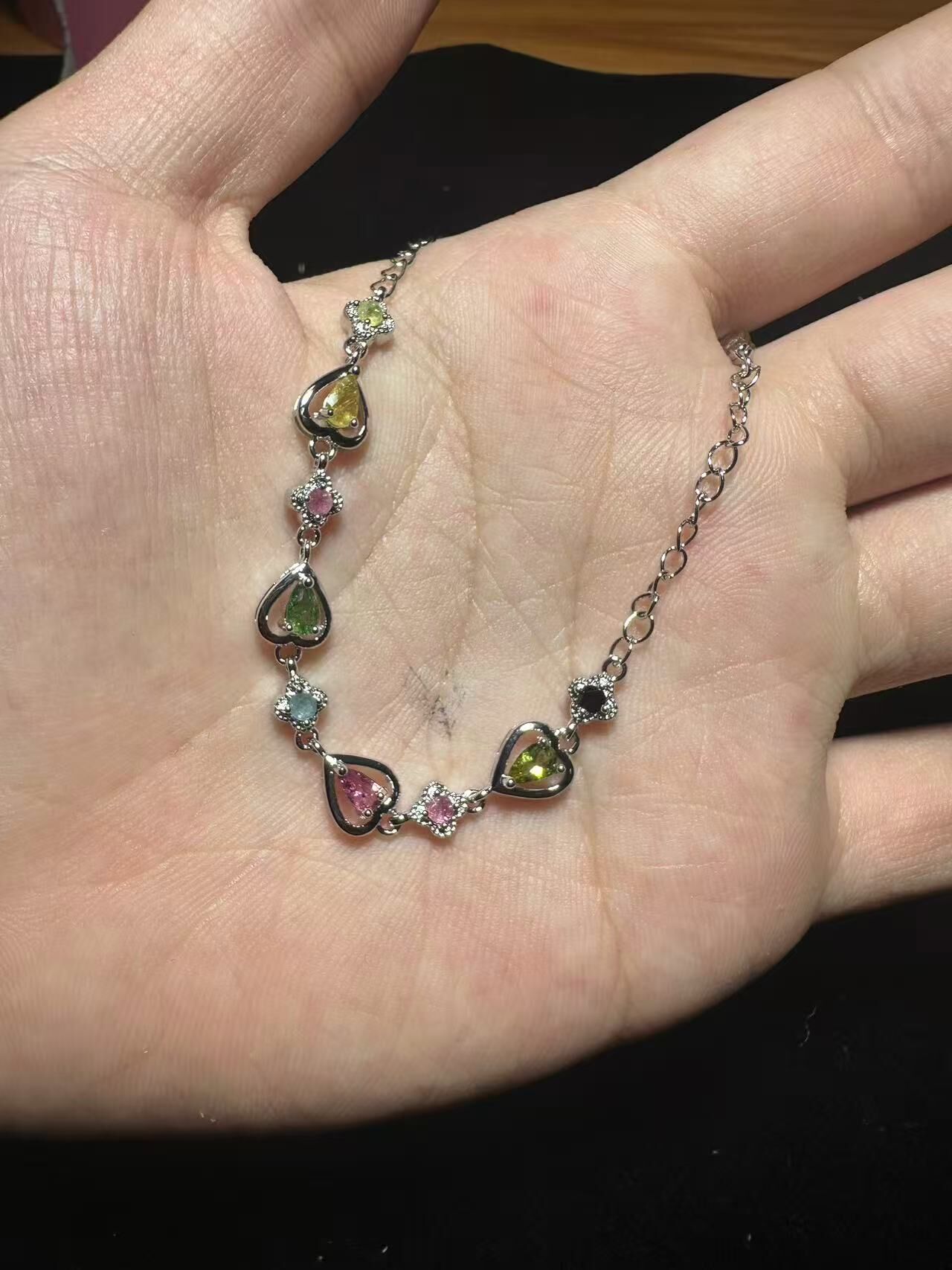 260409 - F99 彩碧璽鏤空愛心皇冠款半銀手鏈