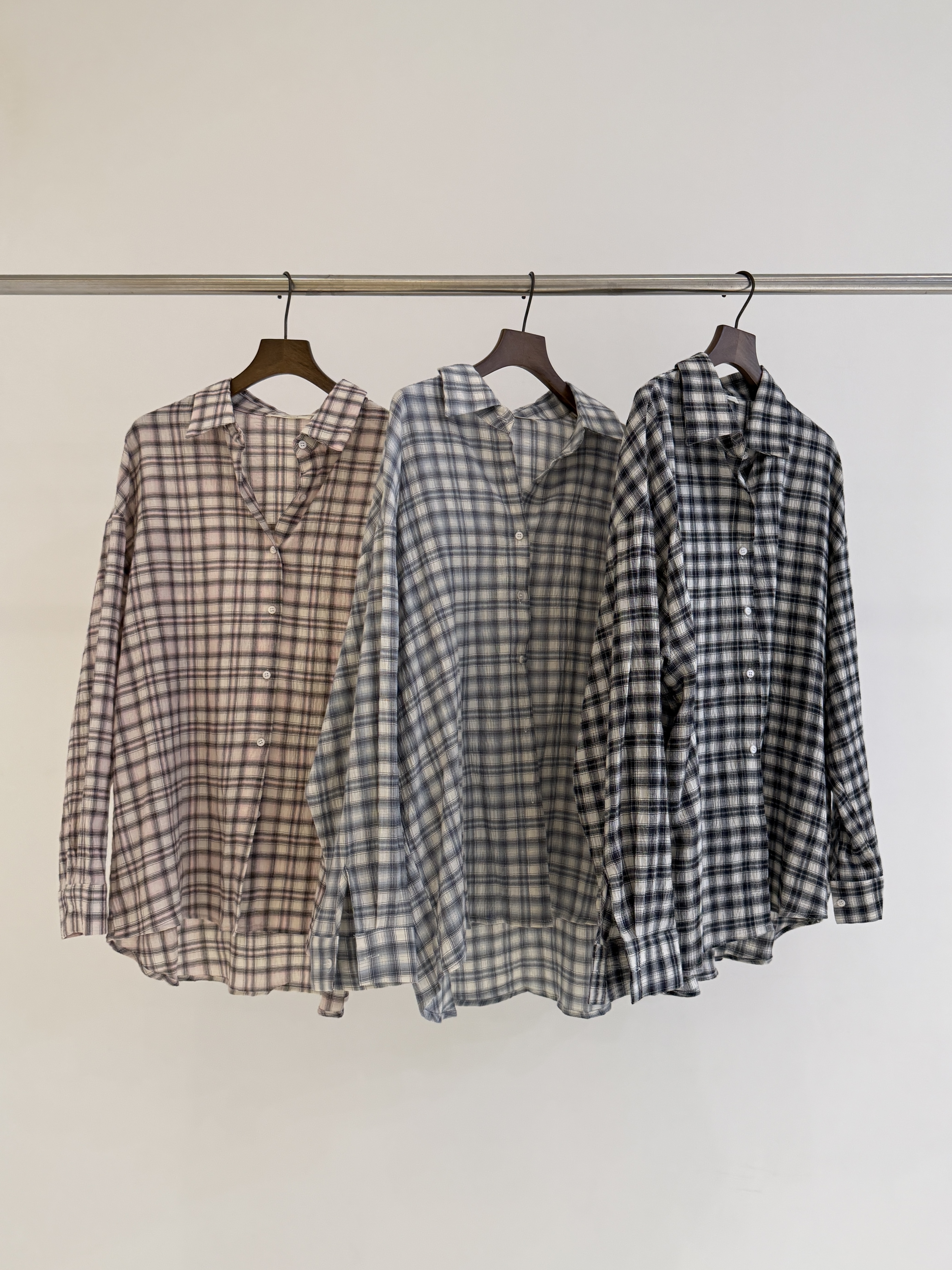 皺皺感柔軟格紋襯衫*2色