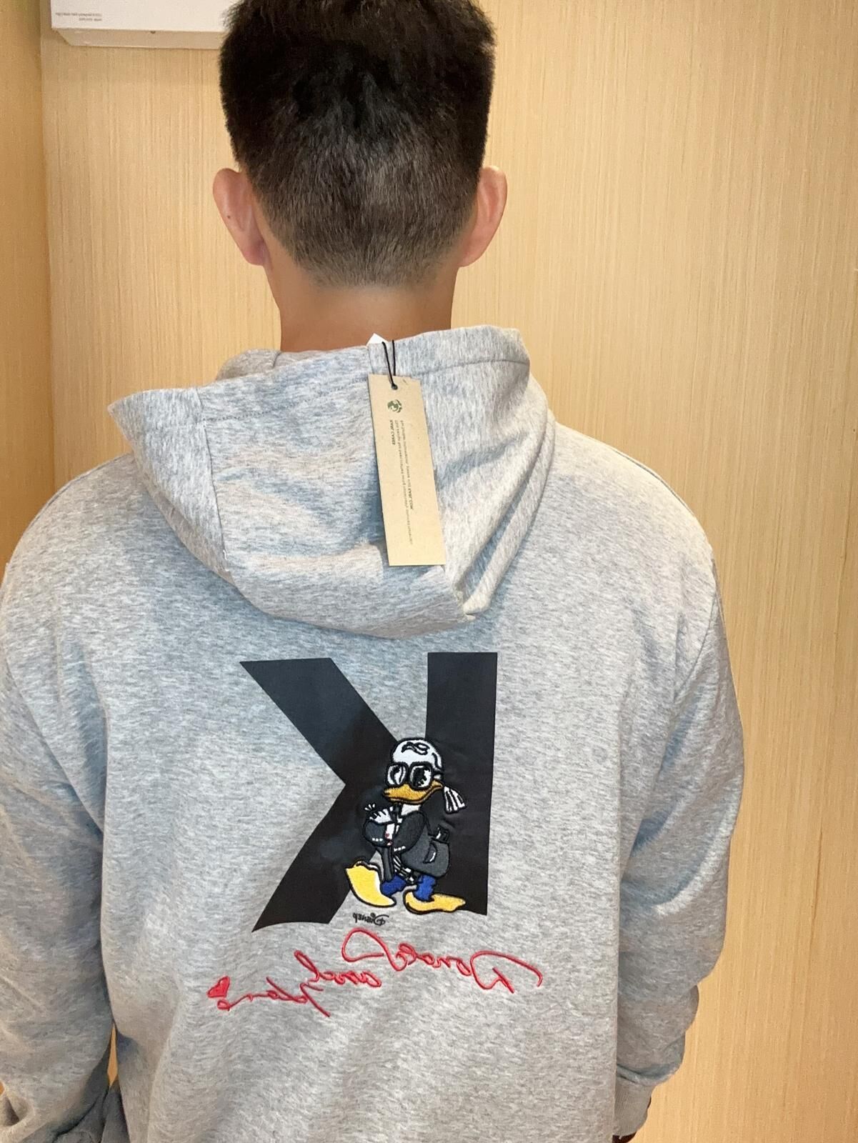 Karl x Disney 灰色有帽衞衣 男女款