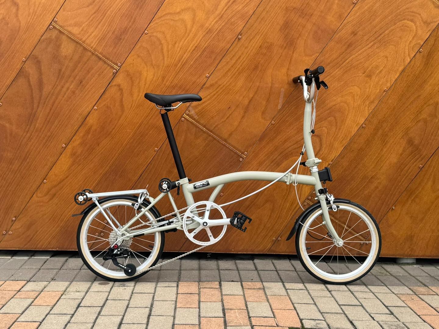 16”MINT T9C 三摺車