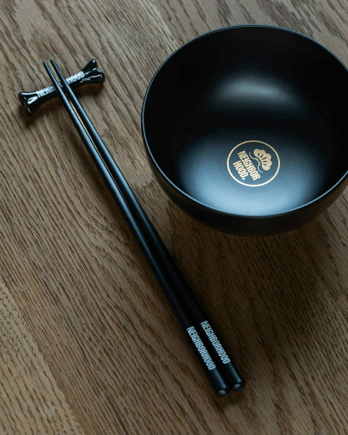 NEIGHBORHOOD Chopsticks & Chopstick Rest Set