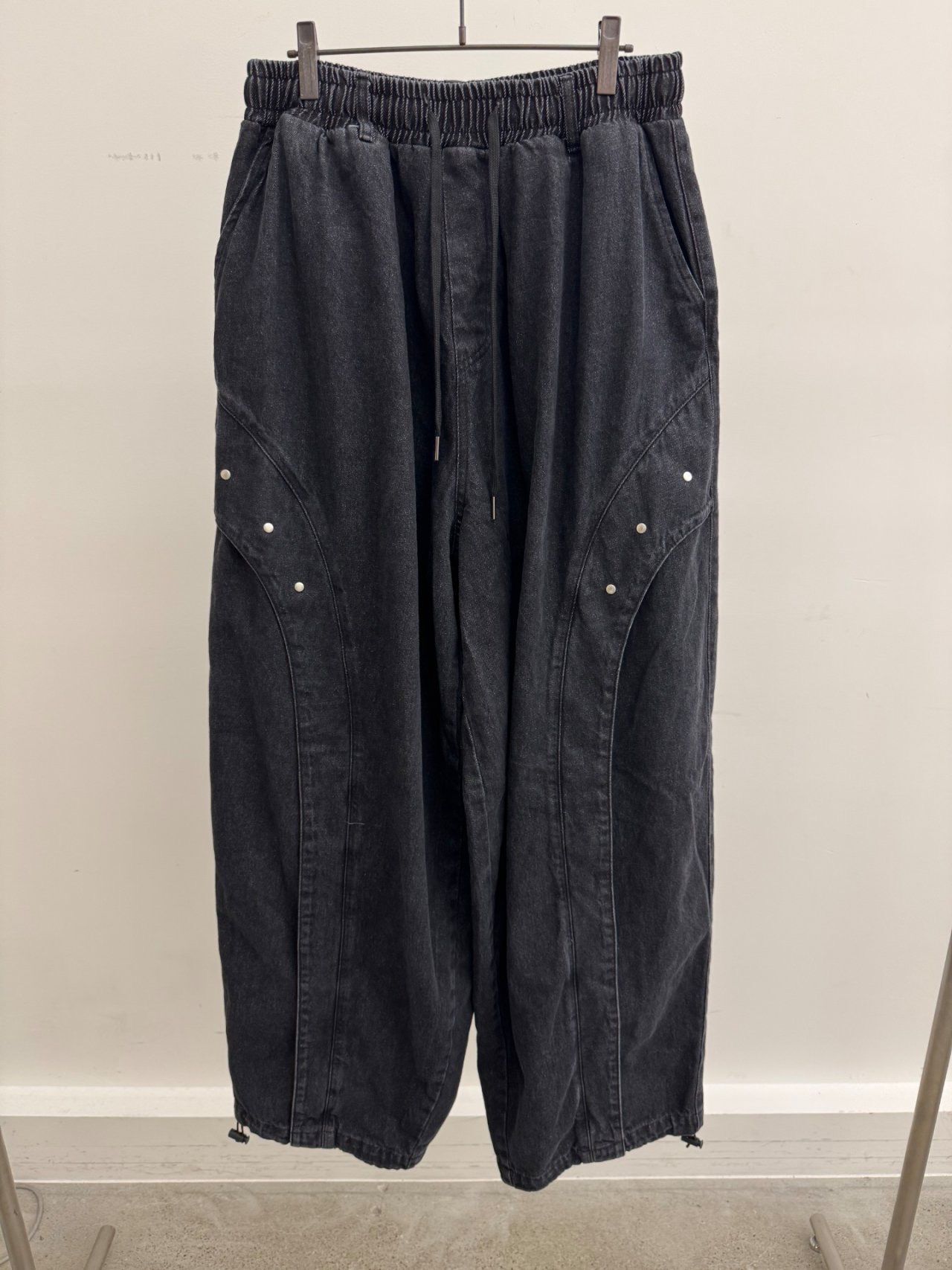 洗水淨色可束腳鬆身牛仔褲 GLAMOUR-110P