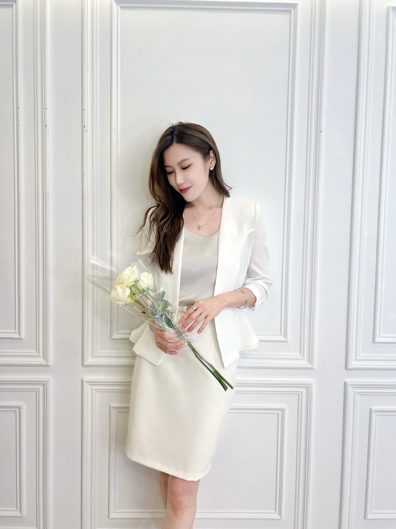 (好身形必備!)夏季10色修身窄裙-白