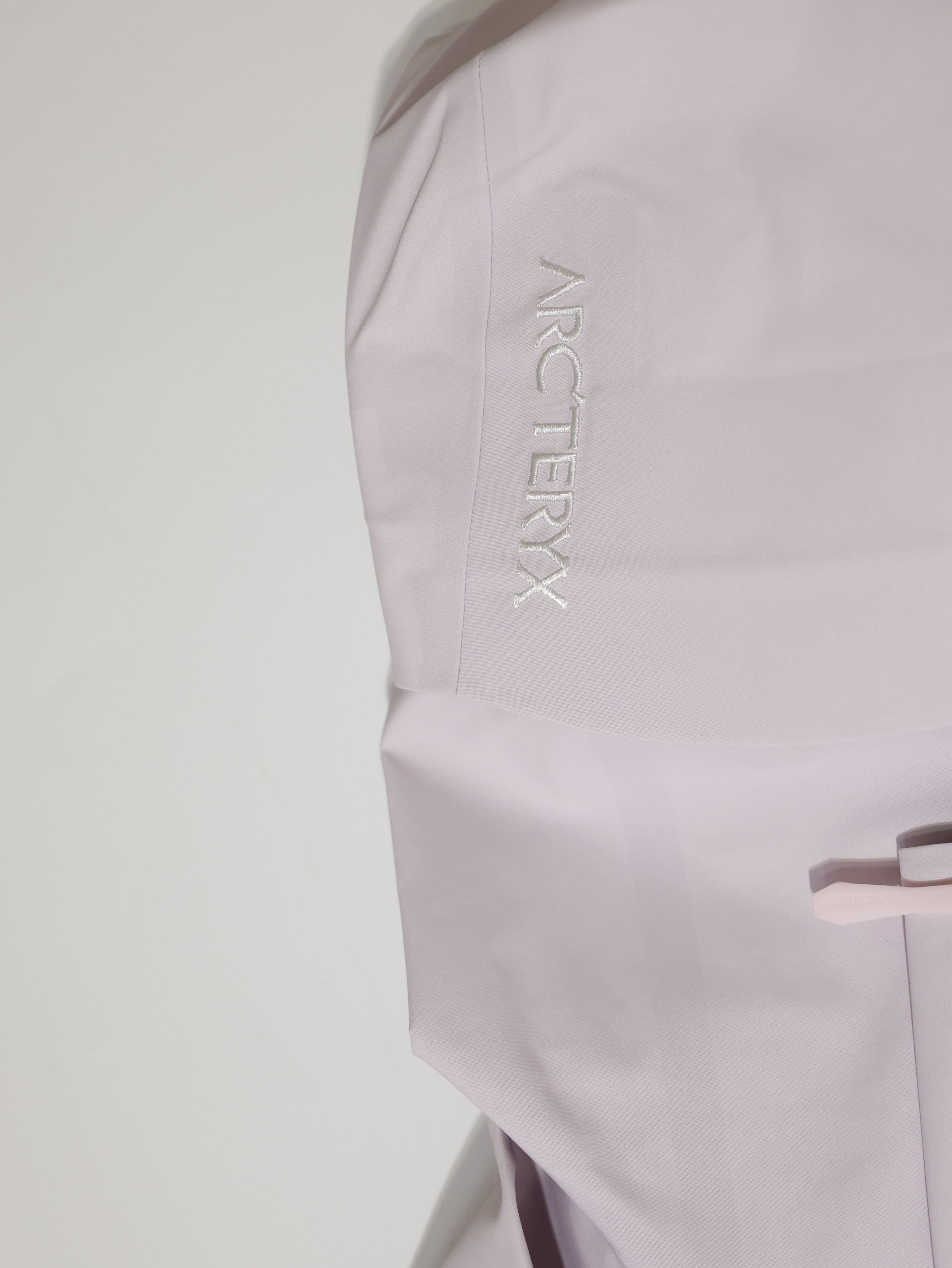 ARCTERYX 始祖鳥 女 BETA 防水外套 Goretex X000009239