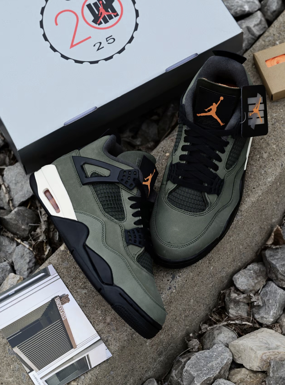 【APAIR】預購 Undefeated x Air Jordan 4 UND x AJ4 墨綠 綠黑 男鞋 復刻 睽違20年重磅回歸 IB1519-200