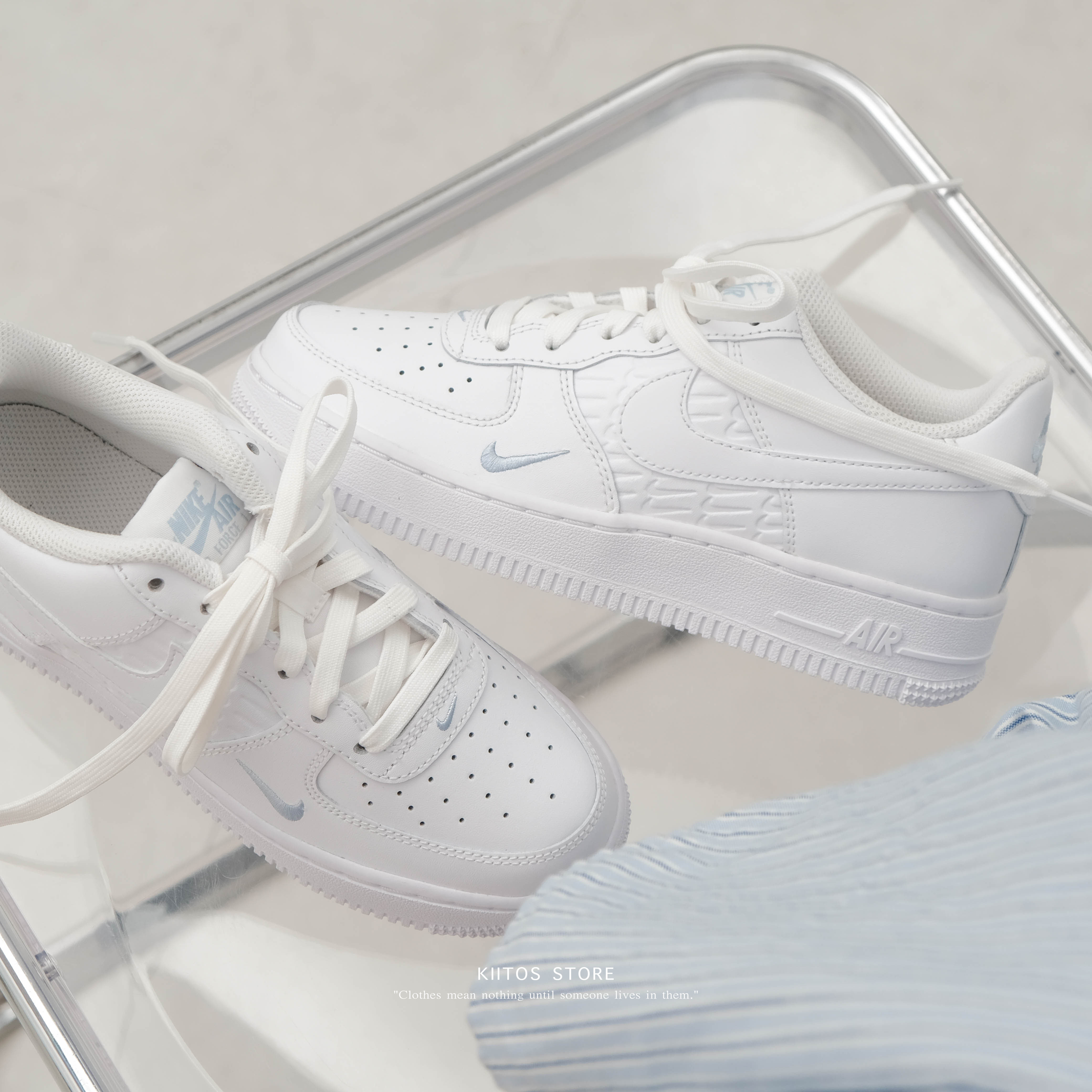 NIKE AIR FORCE 1 GS 白藍色 壓紋 皮革 小勾 刺繡 IH4475-100
