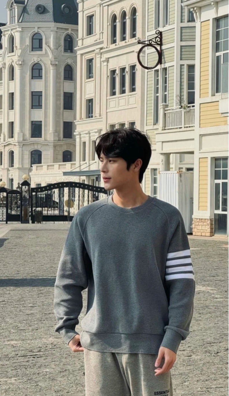 Thom Browne 窩夫格 圓領衞衣