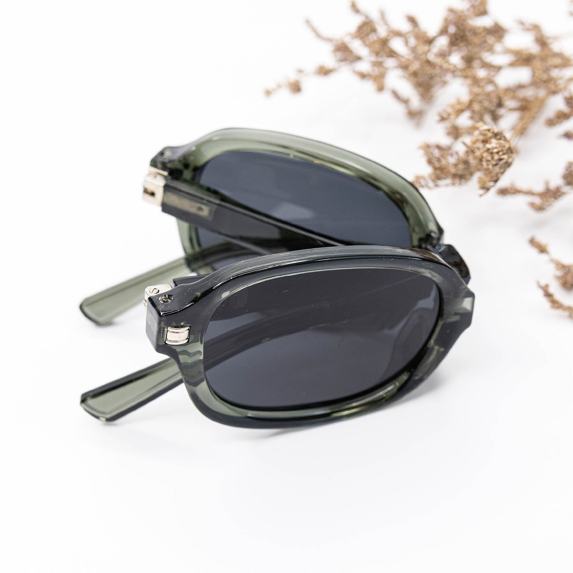 【JA0405】透黑摺疊防曬墨鏡