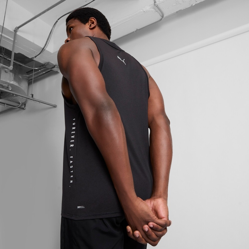 PUMA 背心 跑步系列 RUN FAV 黑 圖樣 運動背心 男 52597601