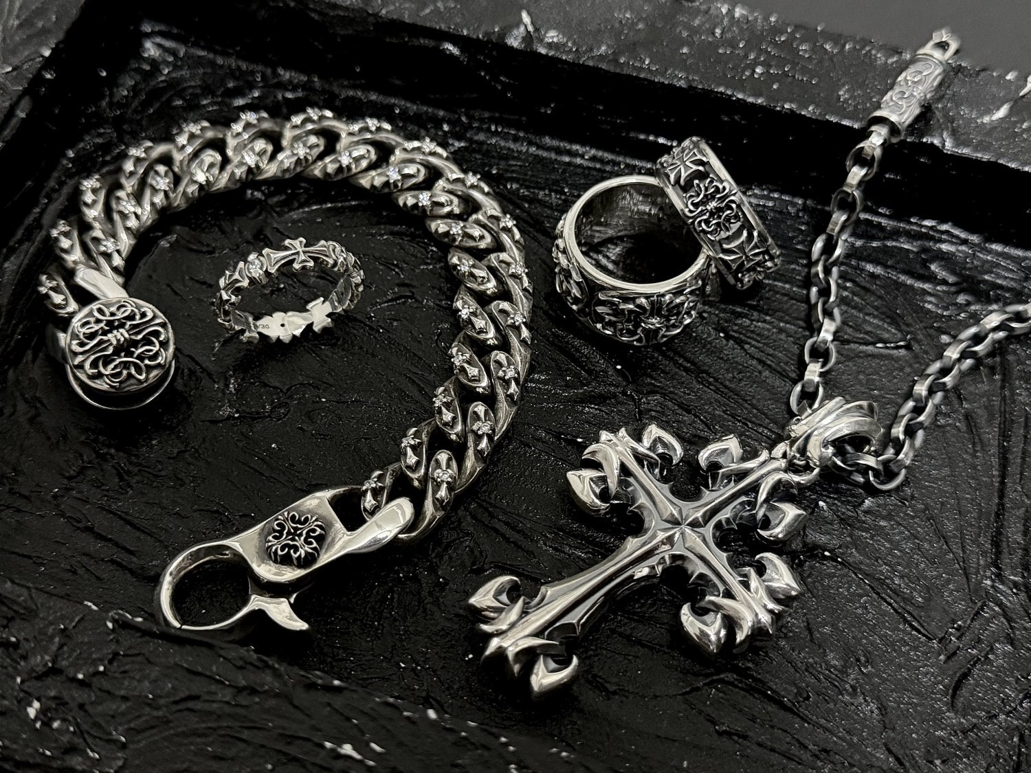 Showering with S925 sterling silver jewelry